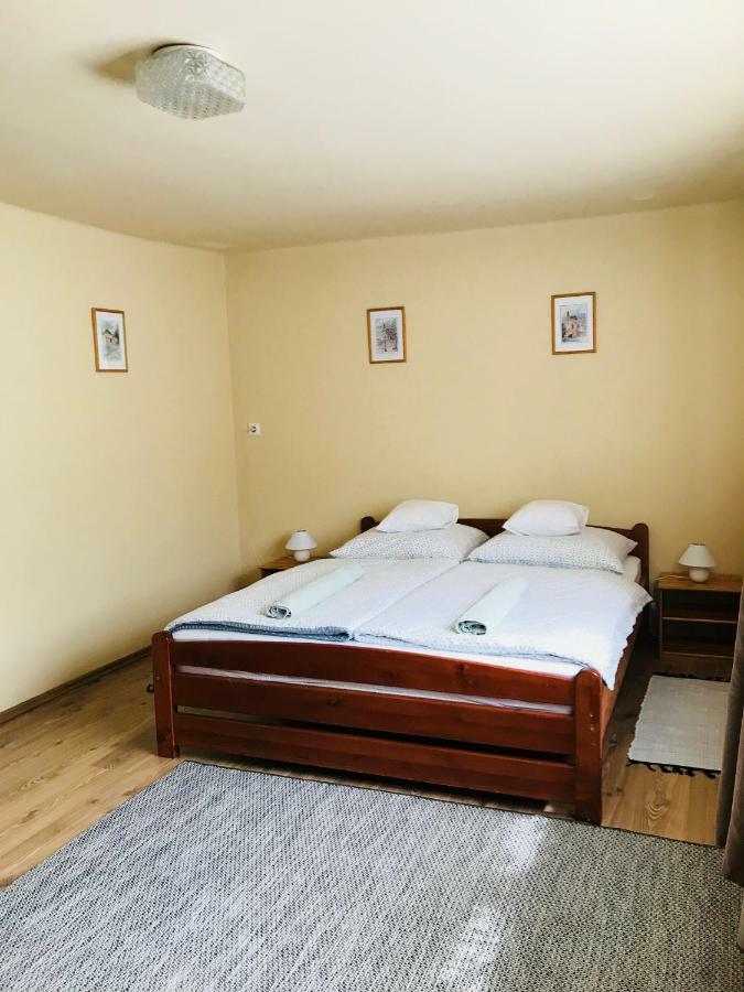 Fejedelem Vendeghaz Appartement Eger Buitenkant foto